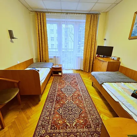 Hotell 20 Wojskowy Szpital Uzdrowiskowo-rehabilitacyjny W Krynicy -zdroju *
