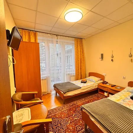20 Wojskowy Szpital Uzdrowiskowo-rehabilitacyjny W Krynicy -zdroju *