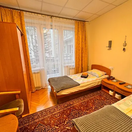 Hotel 20 Wojskowy Szpital Uzdrowiskowo-rehabilitacyjny W Krynicy -zdroju *