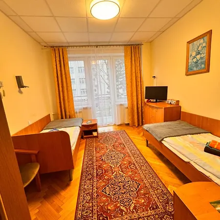 20 Wojskowy Szpital Uzdrowiskowo-rehabilitacyjny W Krynicy -zdroju *