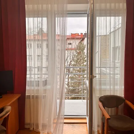 20 Wojskowy Szpital Uzdrowiskowo-rehabilitacyjny W Krynicy -zdroju *