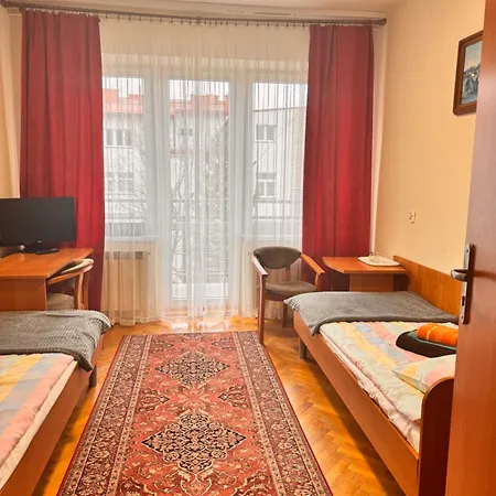 Hotel 20 Wojskowy Szpital Uzdrowiskowo-rehabilitacyjny W Krynicy -zdroju *