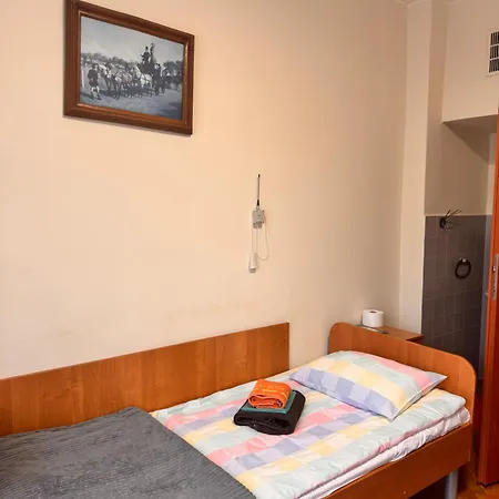 Hotell 20 Wojskowy Szpital Uzdrowiskowo-rehabilitacyjny W Krynicy -zdroju *